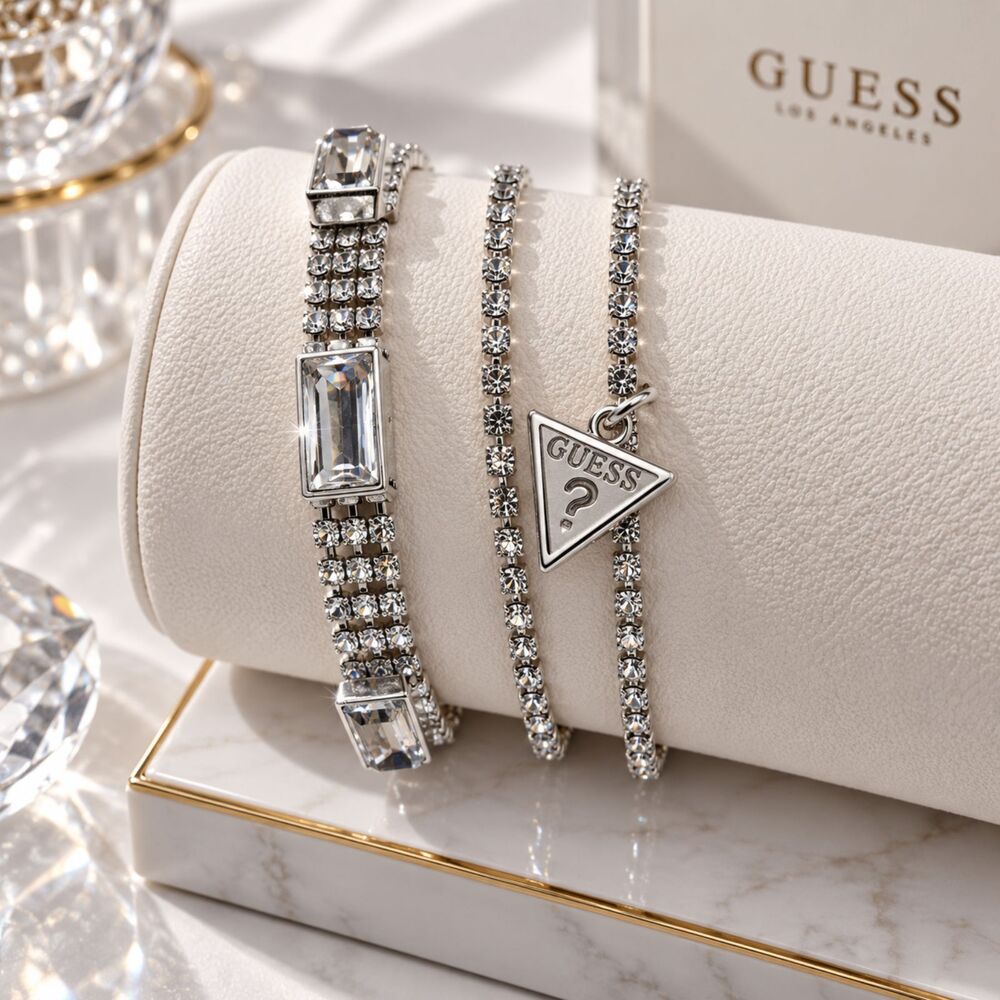 GUESS Bracelet Set Silver Tone Crystal Rhinestone Triangle Charm Y2K Glam 3pc